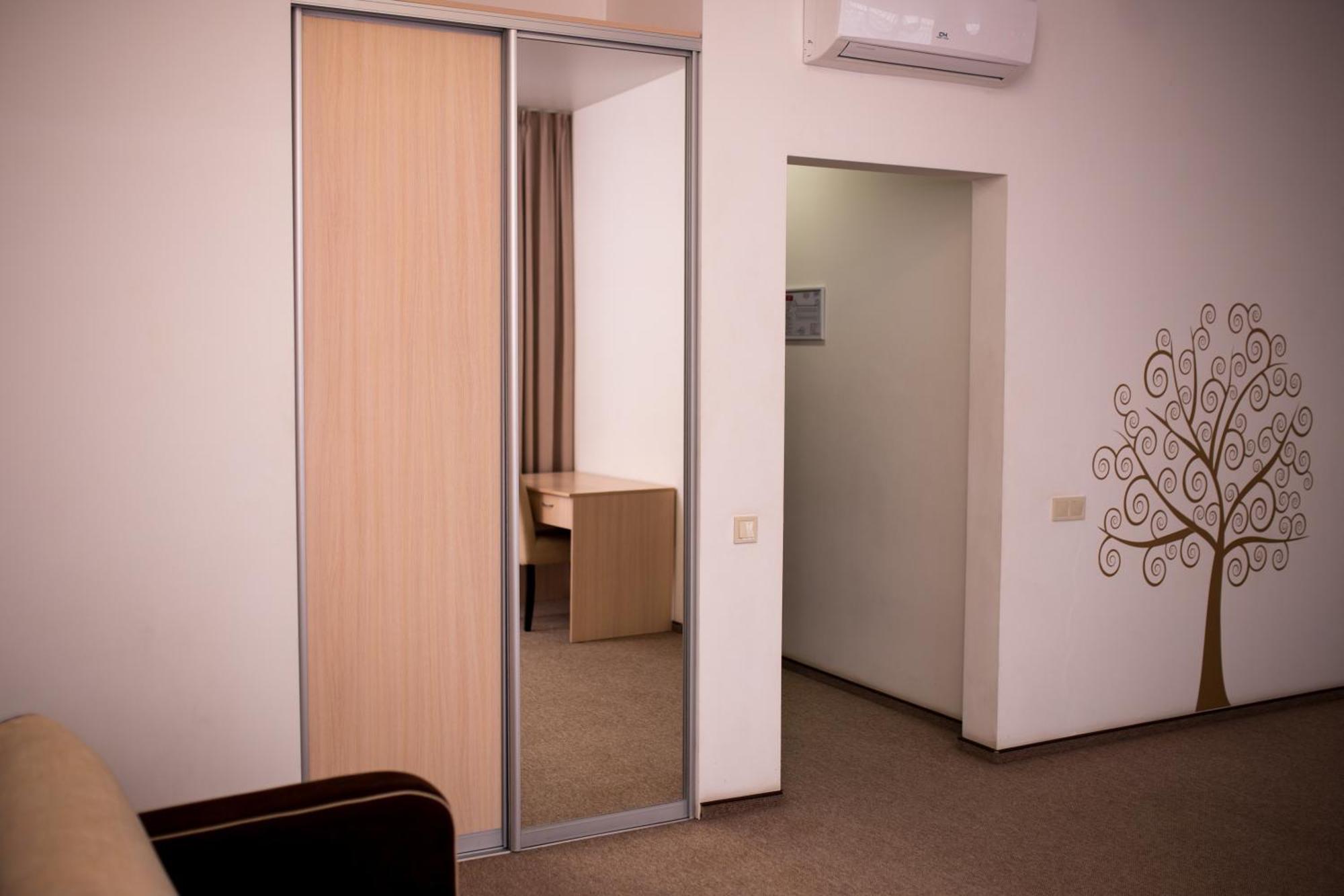 Ostrov River Club Novosëlovka エクステリア 写真