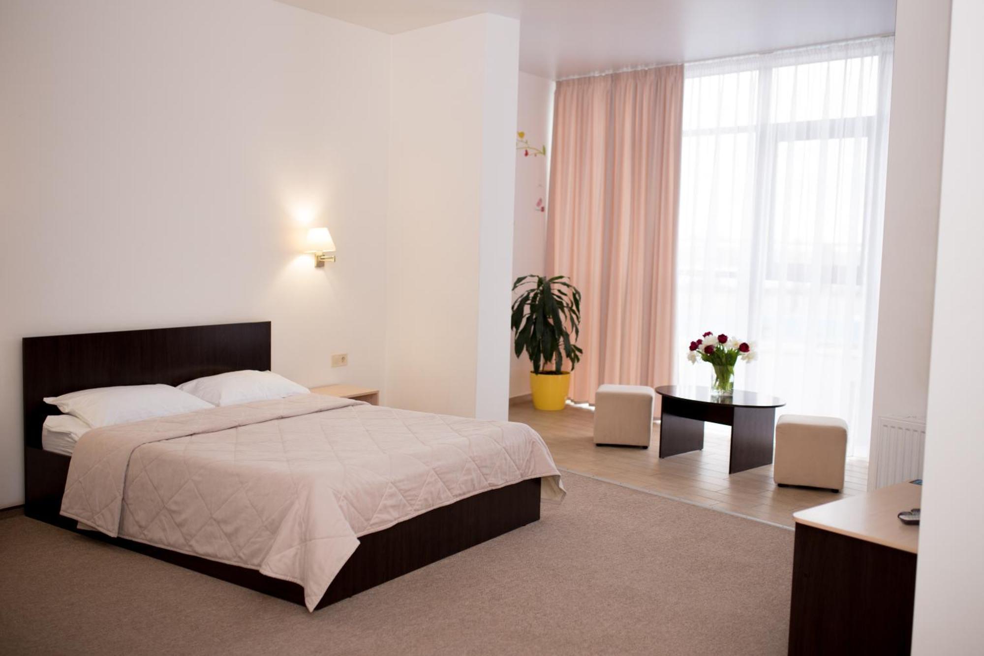 Ostrov River Club Novosëlovka エクステリア 写真