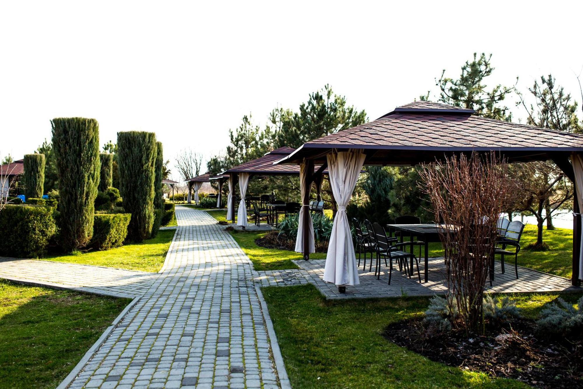 Ostrov River Club Novosëlovka エクステリア 写真